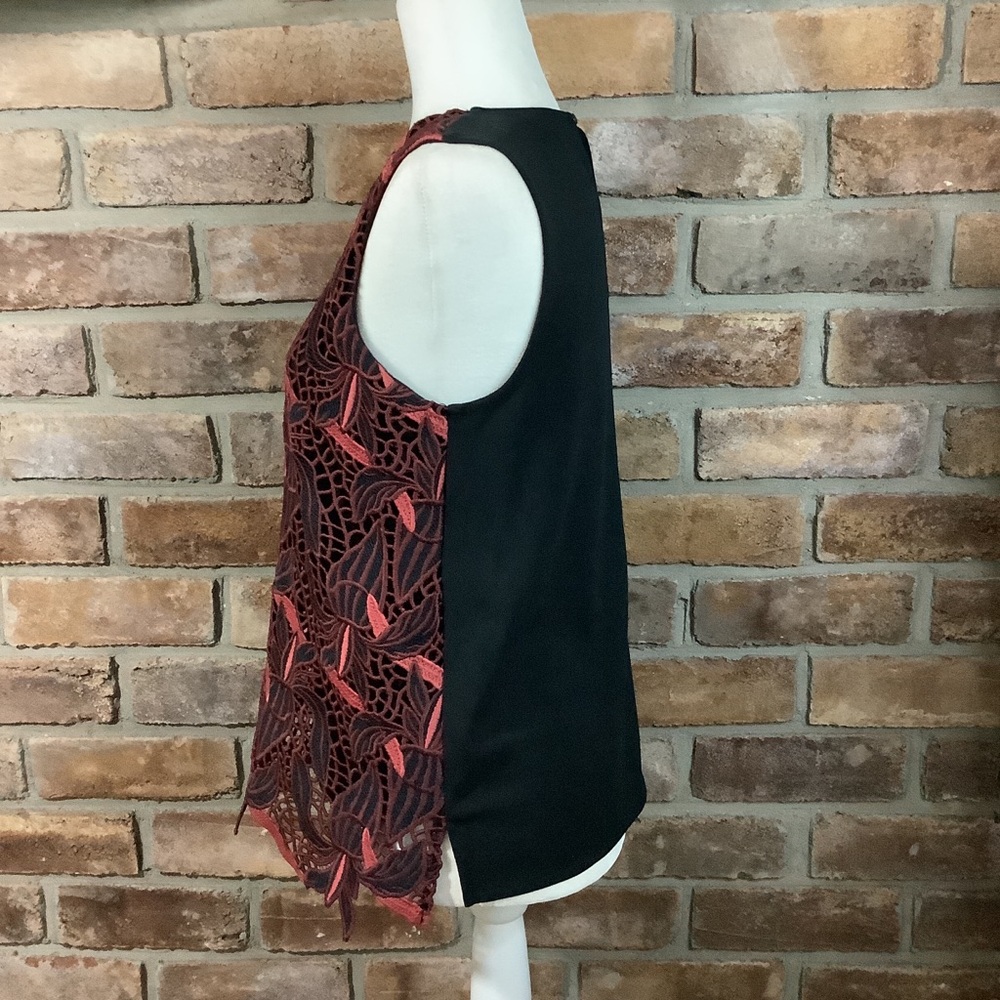 BANANA REPUBLIC Sleeveless Crocheted Lace Cutout Tank Top 5 - Picture 2 of 9